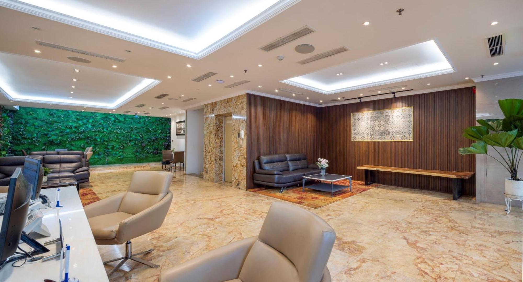 होटल Nesta Saigon 4*